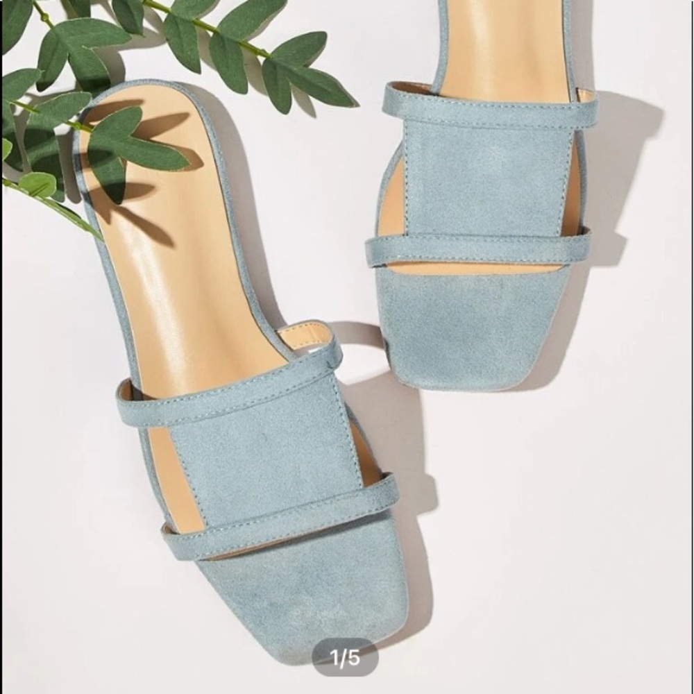 Minimalist CutOut Slide beautiful Sandals NWOT NEW